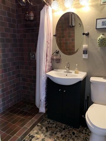 549 Cold Brook Ave, Hot Springs, SD 57747